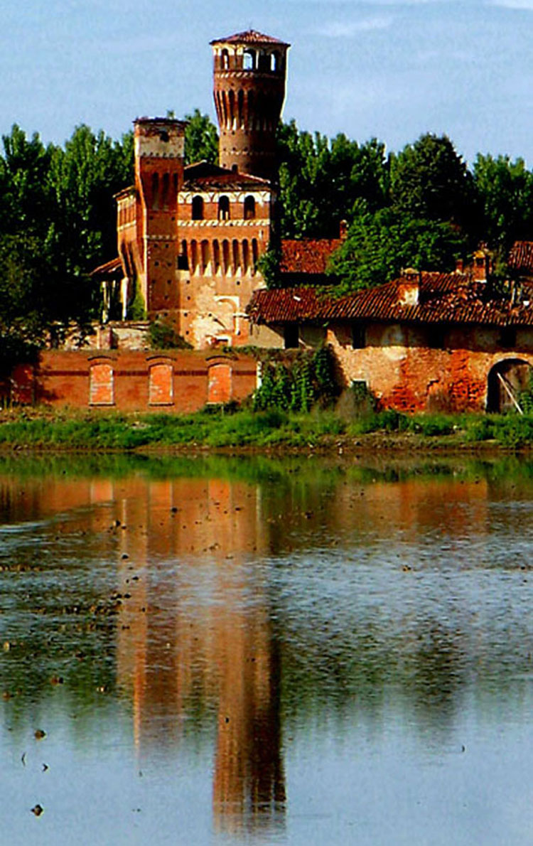 torri del castello del vettigne